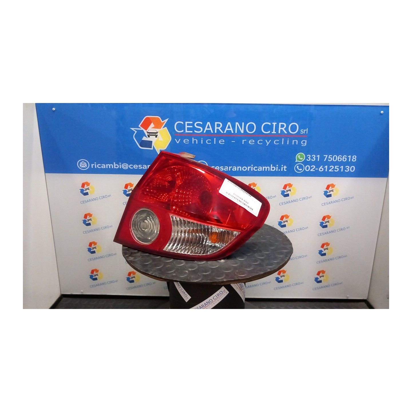FANALE POST. DX. 080 HYUNDAI GETZ (07/02-12/09) G4EA 924201C010