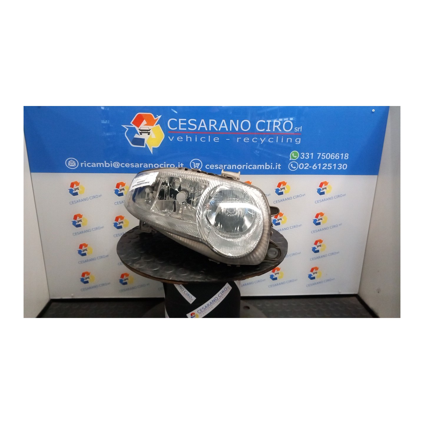 PROIETTORE DX. 114 ALFA ROMEO 147 (W8) (08/00-01/06) 937A2000 46826194