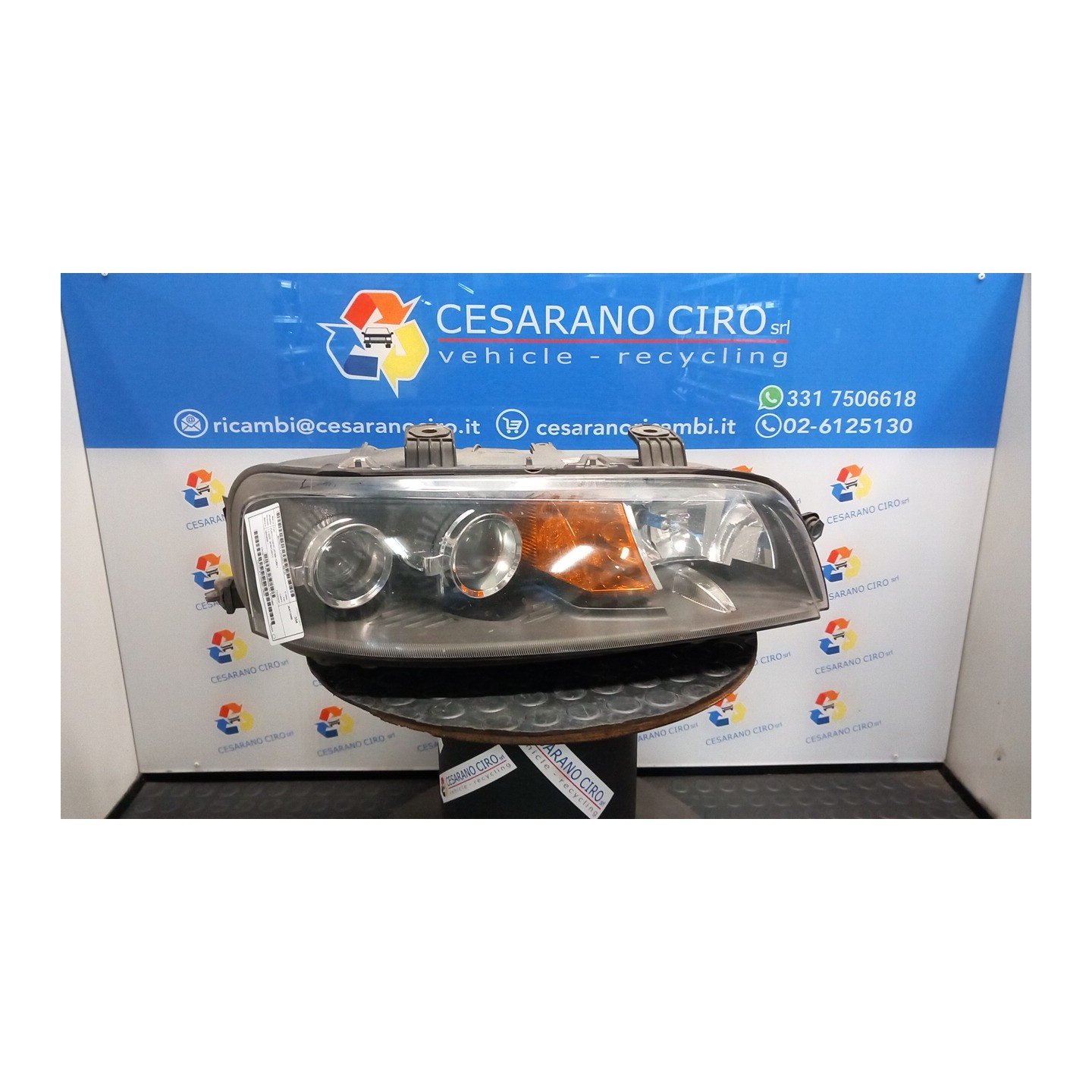 PROIETTORE C/FENDINEBBIA DX. 133 FIAT PUNTO (1N/1P) (07/99-12/05) 188A4000 51712393