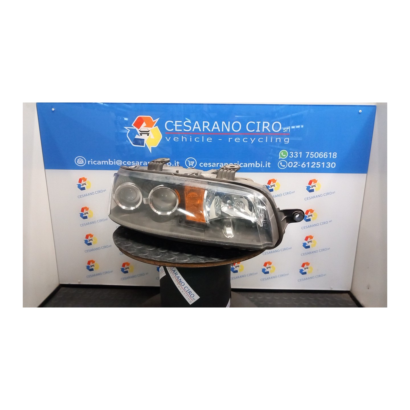 PROIETTORE C/FENDINEBBIA DX. 133 FIAT PUNTO (1N/1P) (07/99-12/05) 188A4000 51712393