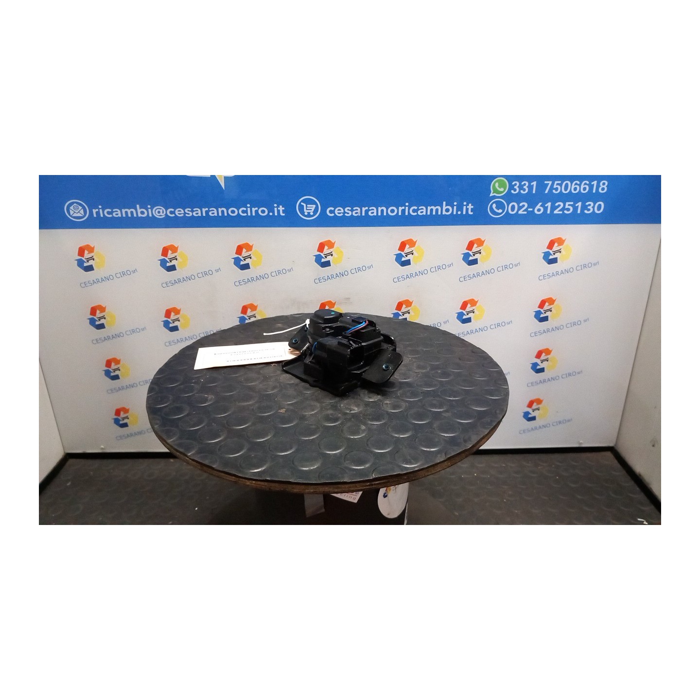 SERRATURA PORTELLO POST. 008 OPEL ANTARA (L07) (01/11-) Z22D1 13581406