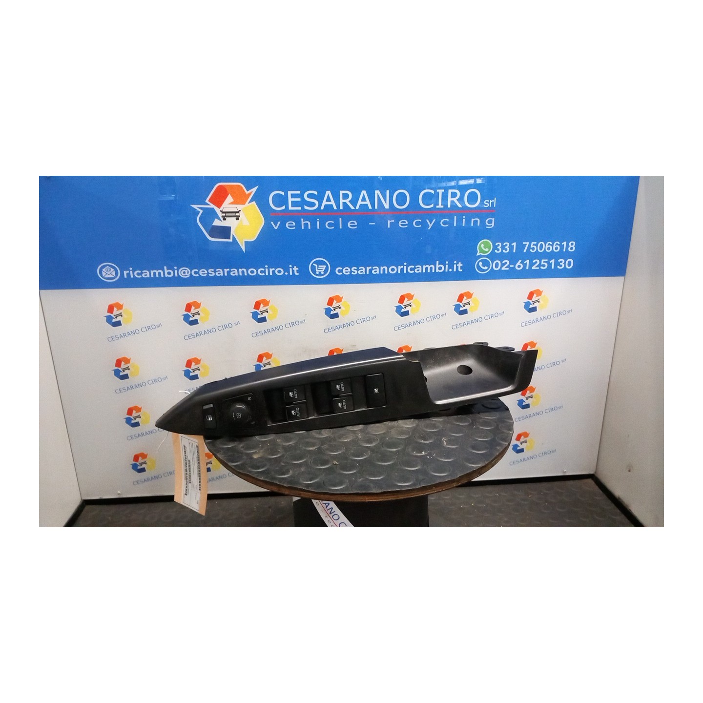 BLOCCO COMANDI ALZACRISTALLI E RETROVISORI EST. 019 OPEL ANTARA (L07) (01/11-) Z22D1 20968462
