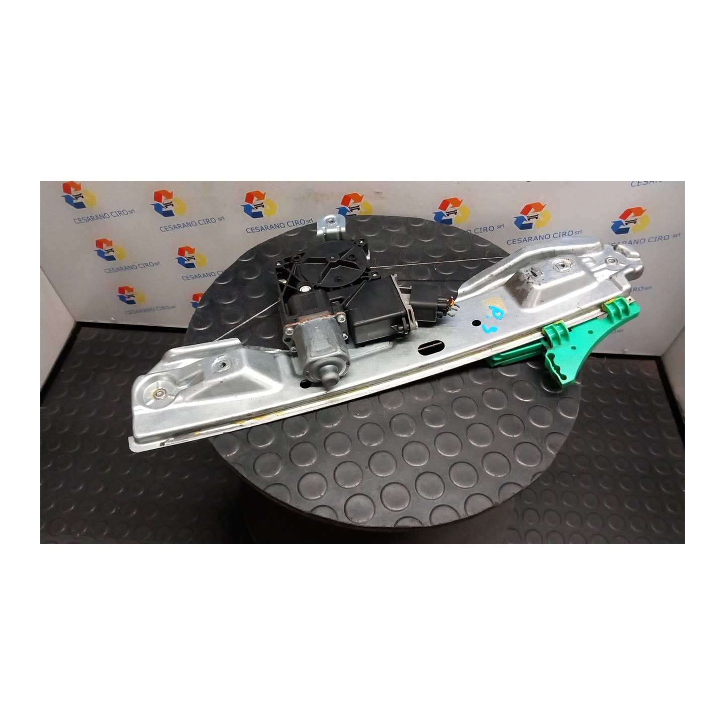 ALZACRISTALLO ELETTR. PORTA POST. C/MOTORINO SX. 054 OPEL ASTRA (P10) (10/09-) A14XER 13313573