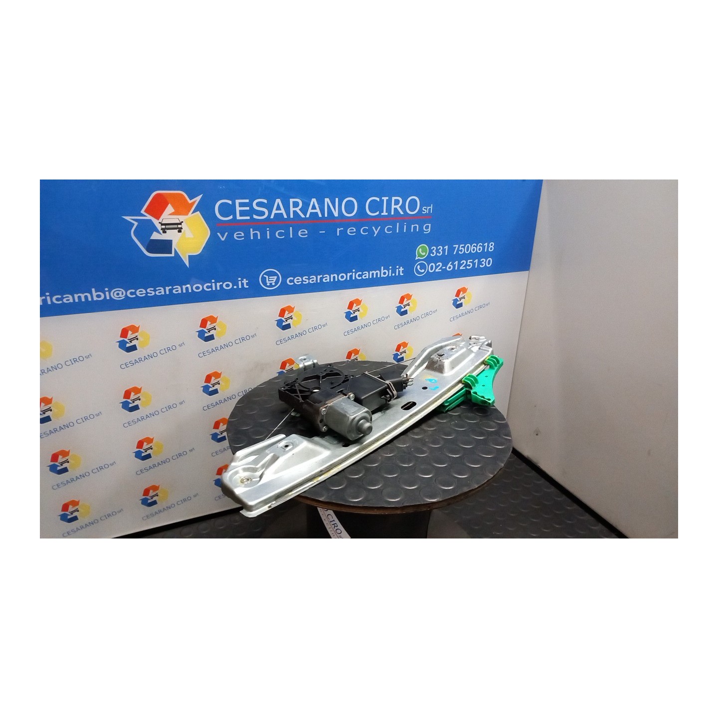 ALZACRISTALLO ELETTR. PORTA POST. C/MOTORINO SX. 054 OPEL ASTRA (P10) (10/09-) A14XER 13313573