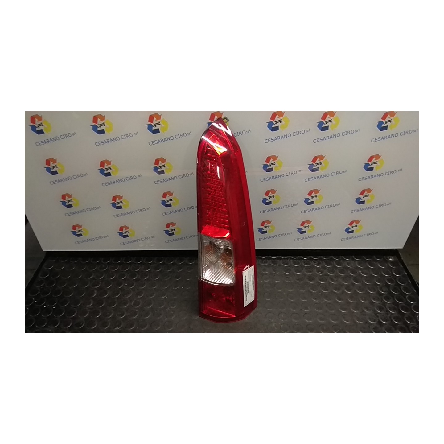 FANALE POST. PARTE SUP. DX. 029 VOLVO V70/XC70 (01/00-10/07) D5244T(4) 30655375