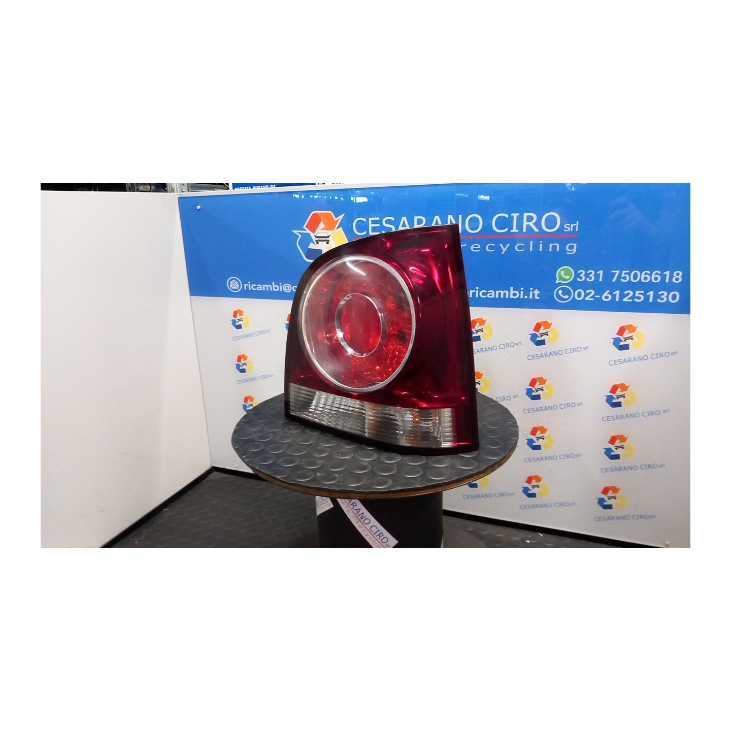 FANALE POST. DX. 096 VOLKSWAGEN POLO (9N) (04/05-) BKY 6Q6945096AB