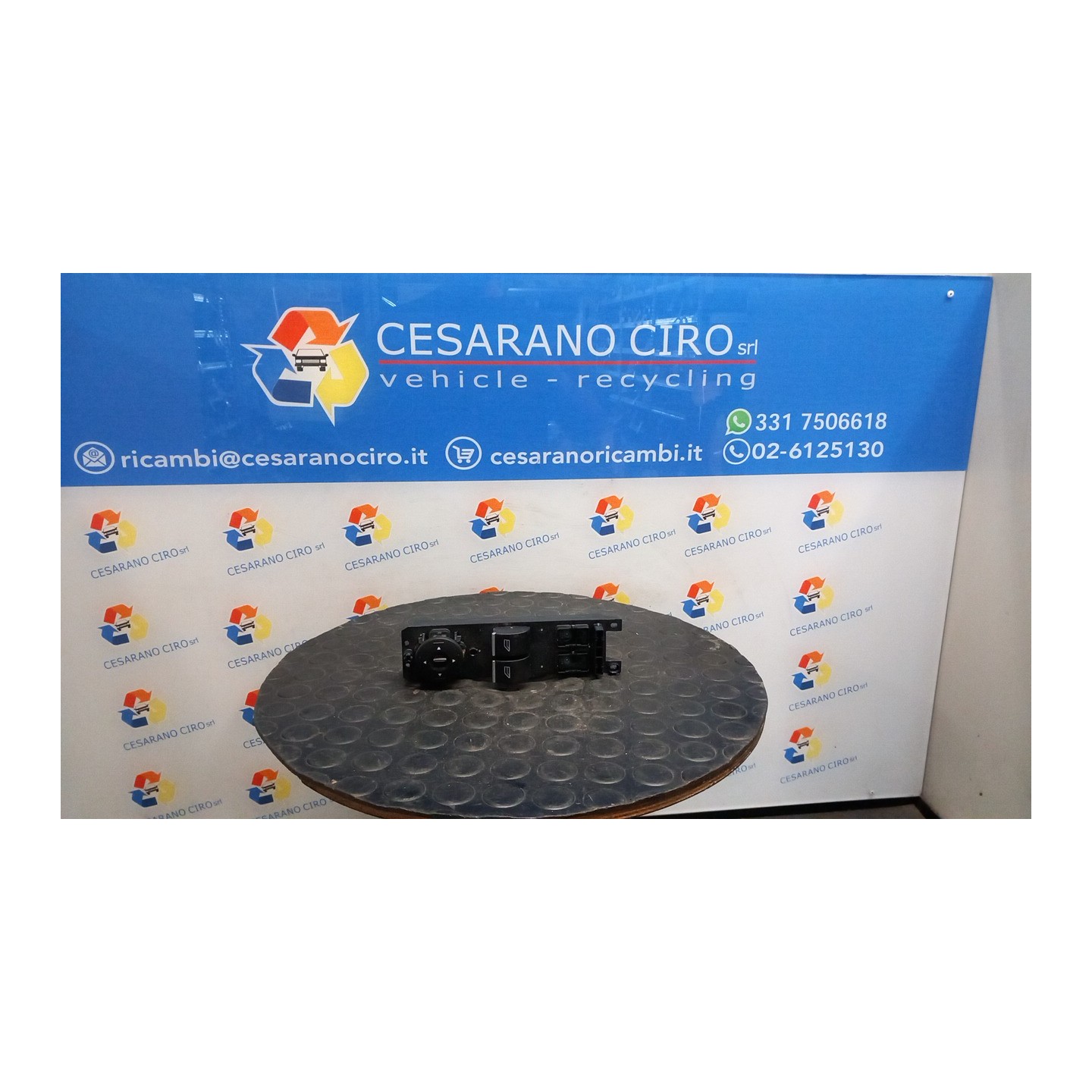 BLOCCO COMANDI ALZACRISTALLI E RETROVISORI EST. C/ALZACRISTALLI POST. ELETTR. 011 FORD FIESTA (CCN) (11/12-) STJC 2029540