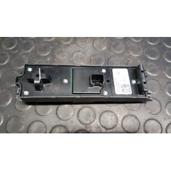 BLOCCO COMANDI ALZACRISTALLI E RETROVISORI EST. C/ALZACRISTALLI POST. ELETTR. 011 FORD FIESTA (CCN) (11/12-) STJC 2029540