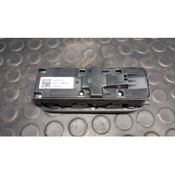 BLOCCO COMANDI ALZACRISTALLI E RETROVISORI EST. 028 VOLVO V50 (02/04-12/12) D4164T 31295120