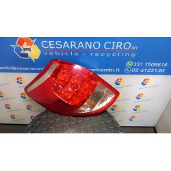 FANALE POST. SX. 103 TOYOTA RAV 4 3A SERIE (01/06-10/10) 2ADFTV 8156142091