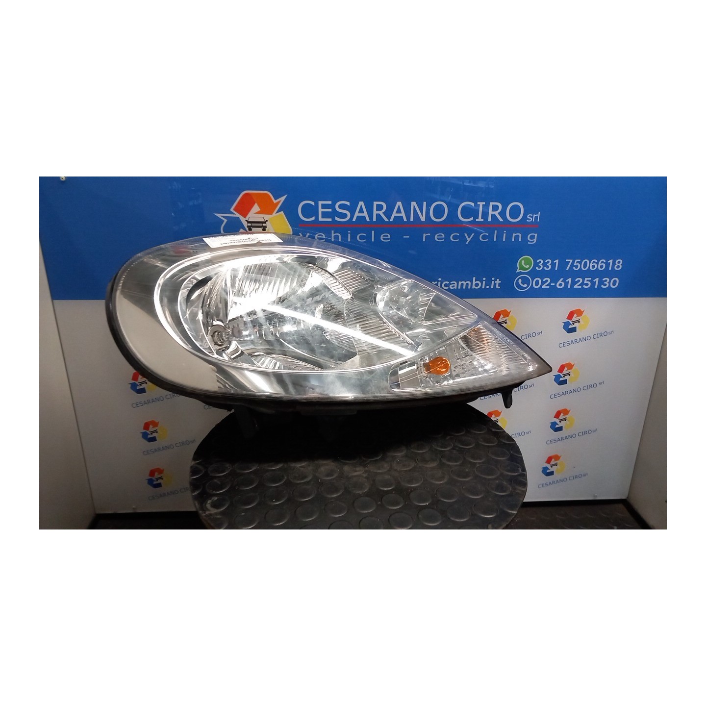 PROIETTORE DX. 109 RENAULT TRAFIC (09/06-04/10) G9U 8200701353