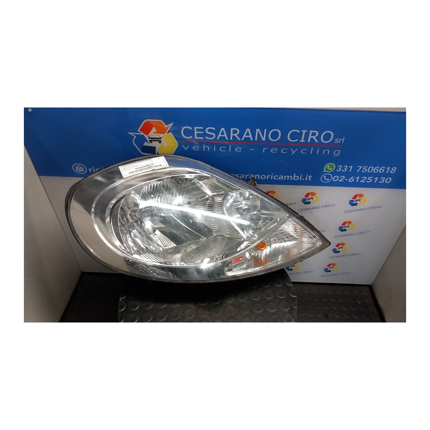 PROIETTORE DX. 109 RENAULT TRAFIC (09/06-04/10) G9U 8200701353
