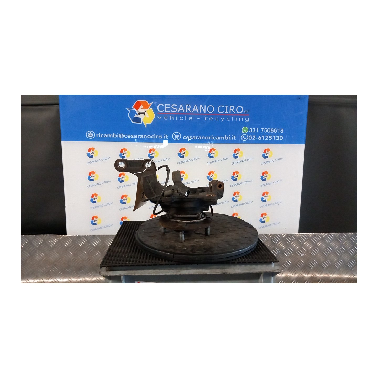 MONTANTE SOSP. ANT. DX. 079 NISSAN NV200 (M20) (10/09-) HR16 400143LG0A