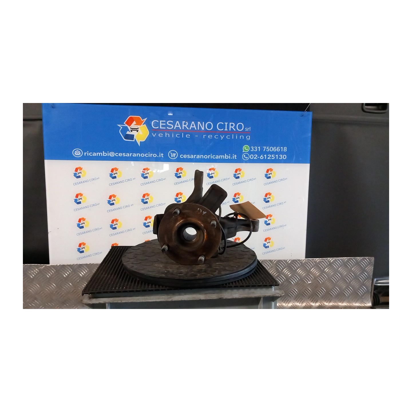 MONTANTE SOSP. ANT. DX. 079 NISSAN NV200 (M20) (10/09-) HR16 400143LG0A