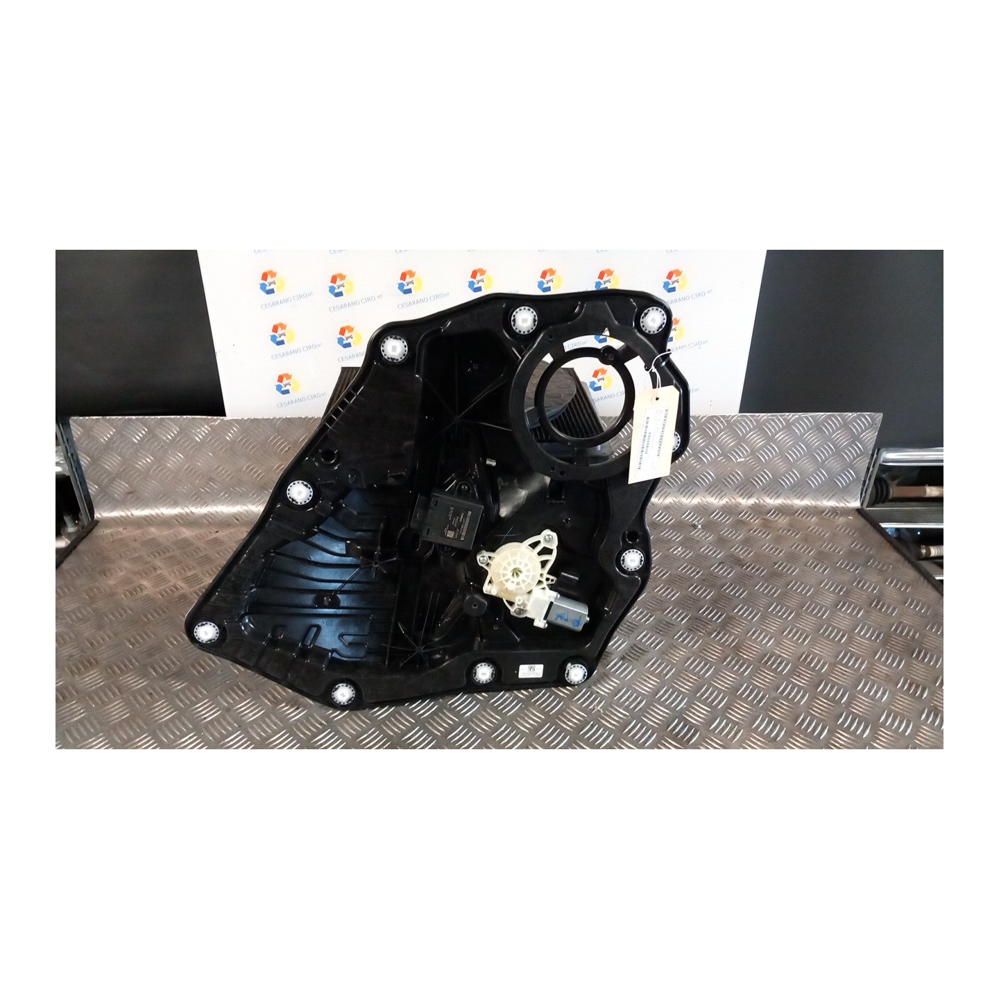ALZACRISTALLO ELETTR. PORTA POST. DX. 058 FORD PUMA (CF7) (09/19-) B7JB 2512832