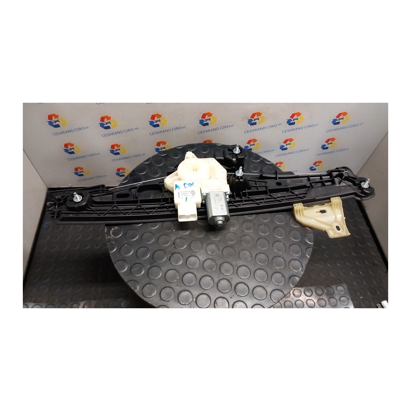 ALZACRISTALLO ELETTR. PORTA ANT. CON MOTORINO DX. 116 RENAULT CAPTUR 2A SERIE (10/19-10/24) H4MC6 807203293R