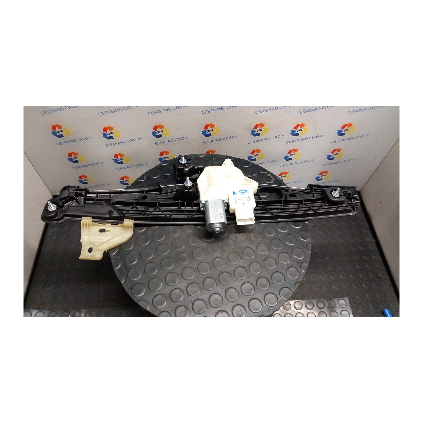 ALZACRISTALLO ELETTR. PORTA ANT. CON MOTORINO SX. 117 RENAULT CAPTUR 2A SERIE (10/19-10/24) H4MC6 807215326R