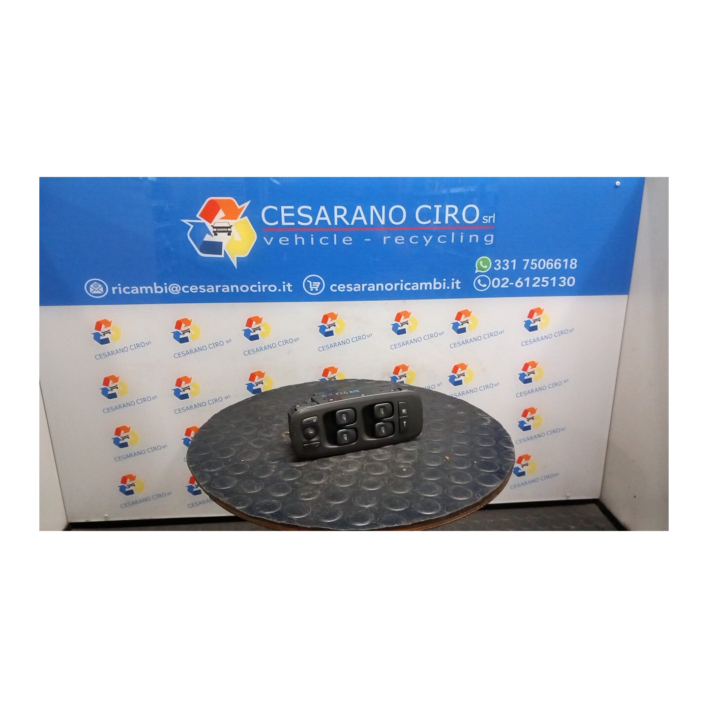 BLOCCO COMANDI ALZACRISTALLI E RETROVISORI EST. 028 VOLVO V70/XC70 (01/00-10/07) D5244T 31275226