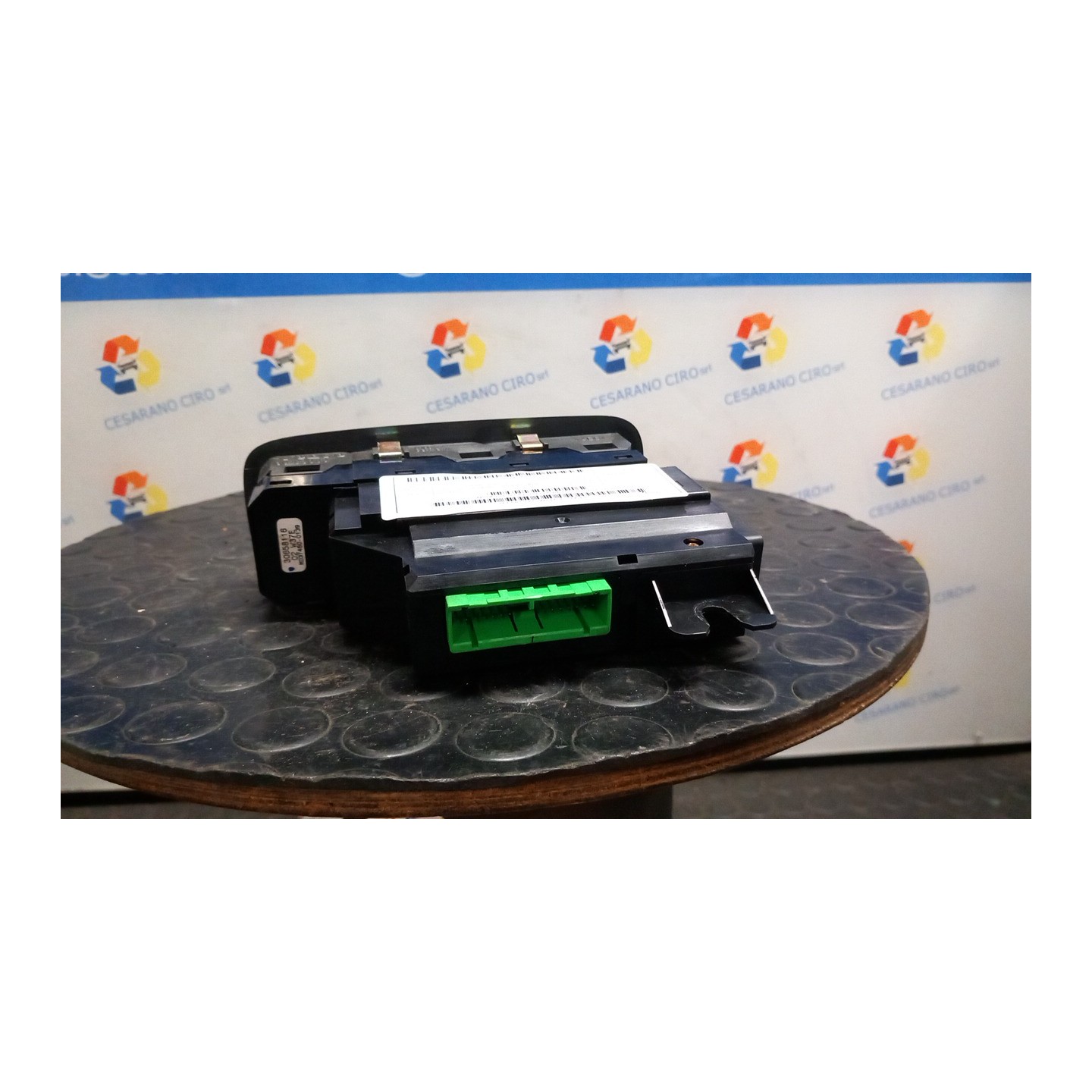 BLOCCO COMANDI ALZACRISTALLI E RETROVISORI EST. 028 VOLVO V70/XC70 (01/00-10/07) D5244T 31275226