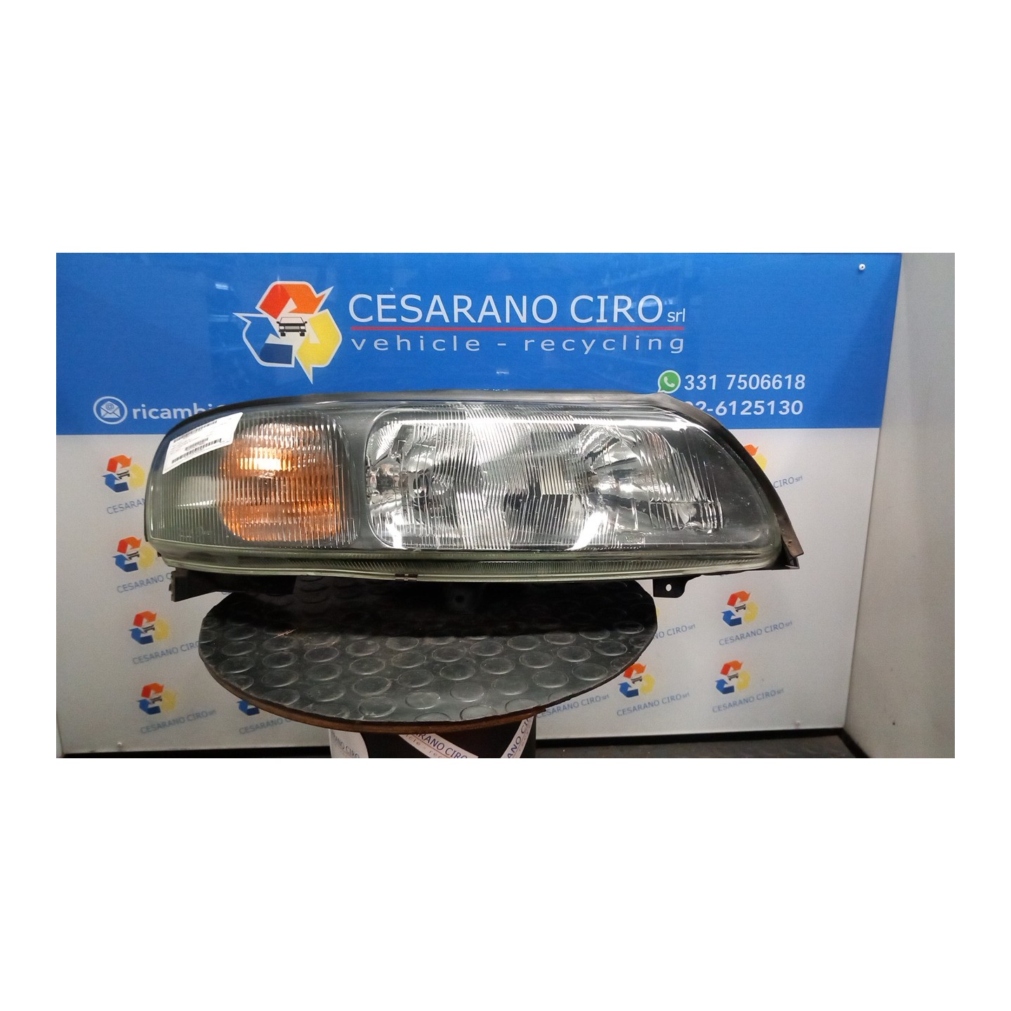 PROIETTORE DX. 034 VOLVO V70/XC70 (01/00-10/07) D5244T 30698842