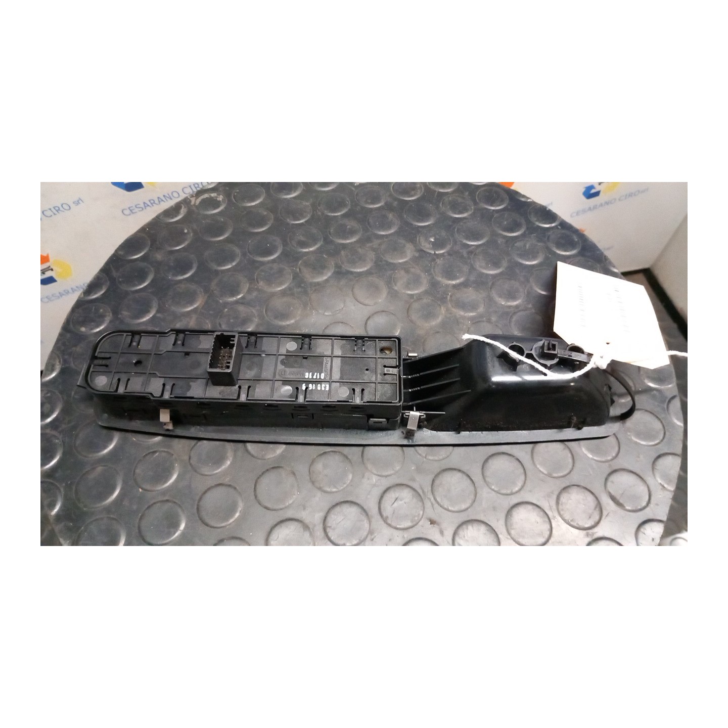 BLOCCO COMANDI ALZACRISTALLI E RETROVISORI EST. 043 RENAULT SCENIC 3A SERIE (04/09-10/13) K9KJ8 809610014R