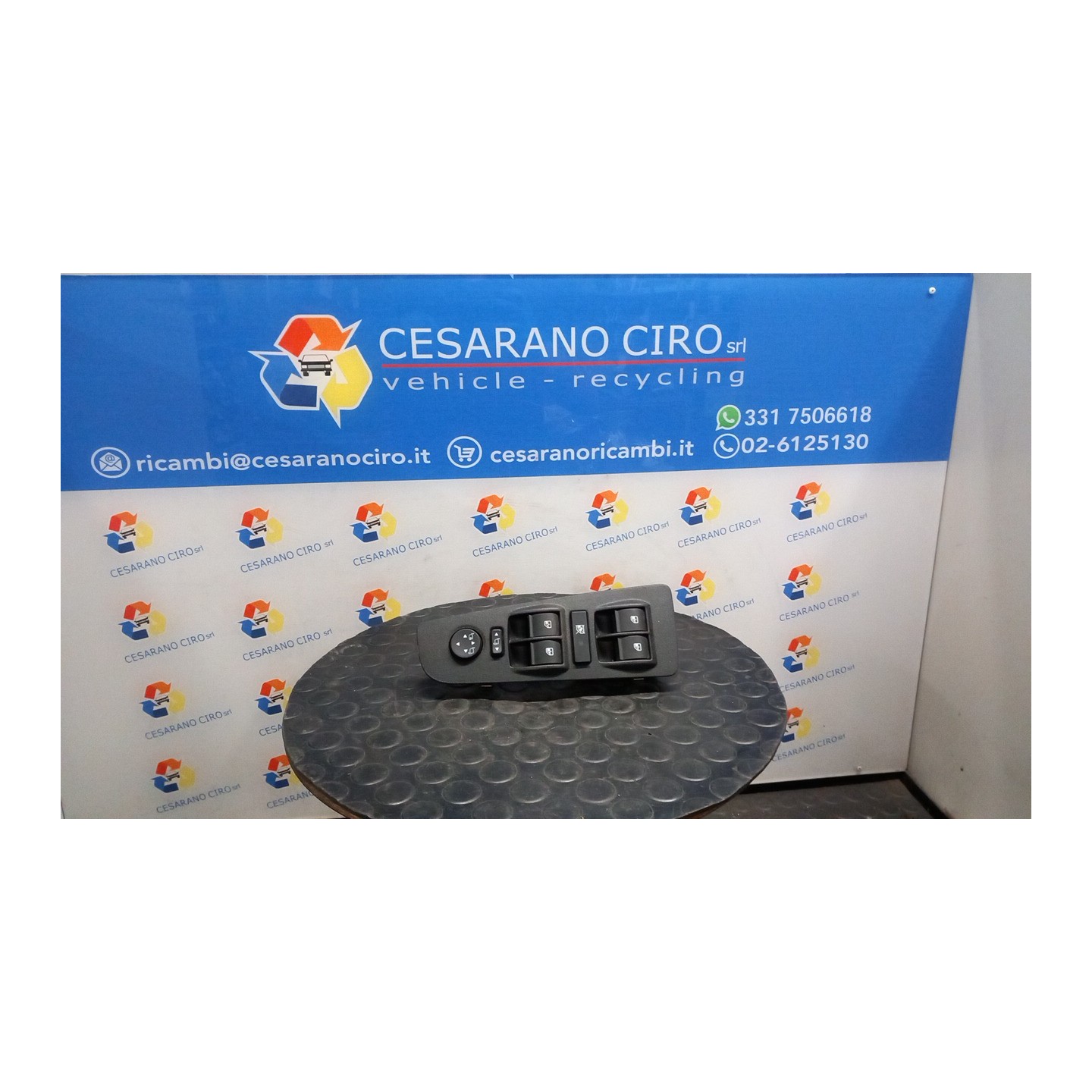 BLOCCO COMANDI ALZACRISTALLI E RETROVISORI EST. DISAPPANNAMENTO SX. 058 LANCIA DELTA (TH) (06/08-03/11) 198A7000 735541711