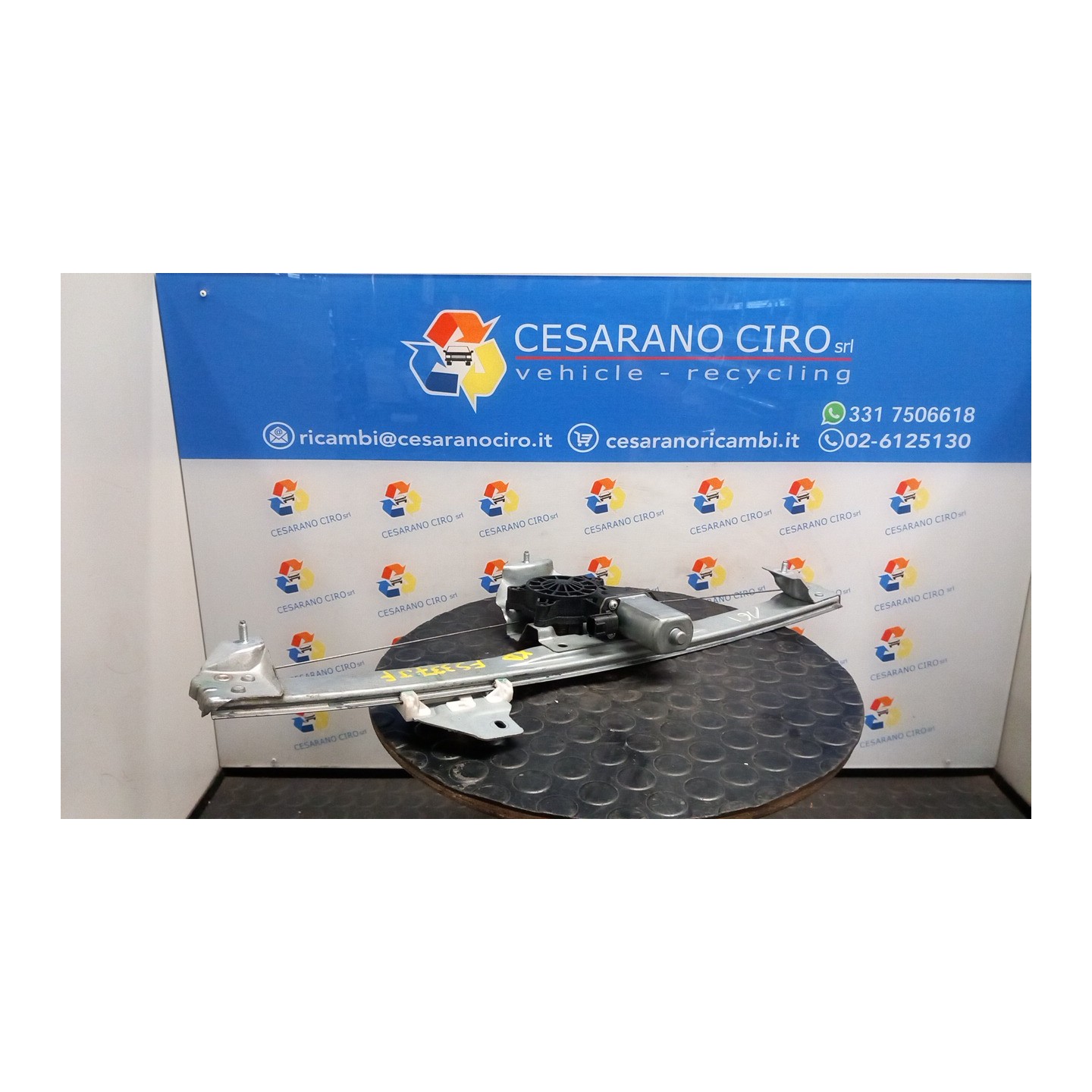 ALZACRISTALLO ELETTR. PORTA ANT. CON MOTORINO DX. 091 DACIA DOKKER (11/12-02/17) H4MD7 807209071R