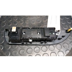 BLOCCO COMANDI ALZACRISTALLI BUSINESS FLEET 120 TOYOTA COROLLA (01/19-) M20A 8404002280