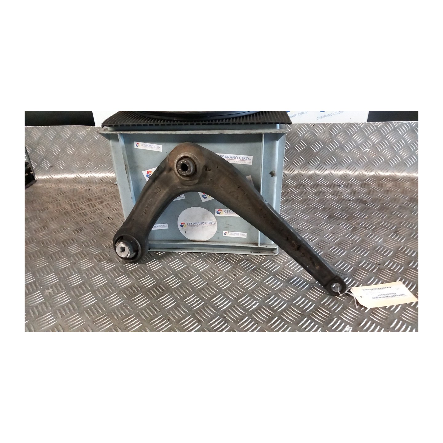 BRACCIO OSCILLANTE SOSP. ANT. DX. 013 OPEL VIVARO (K0) (03/19-) YH01 9816863580