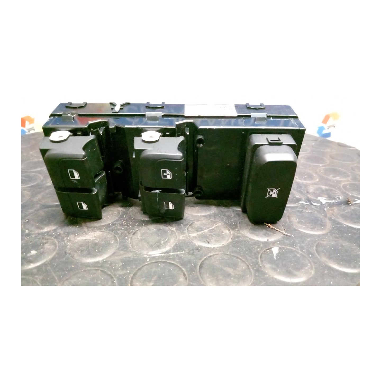 BLOCCO COMANDI ALZACRISTALLI P/ALZACR. POST. ELETTR. 082 KIA RIO 4A SERIE (09/20-) G4LF 93571H8100
