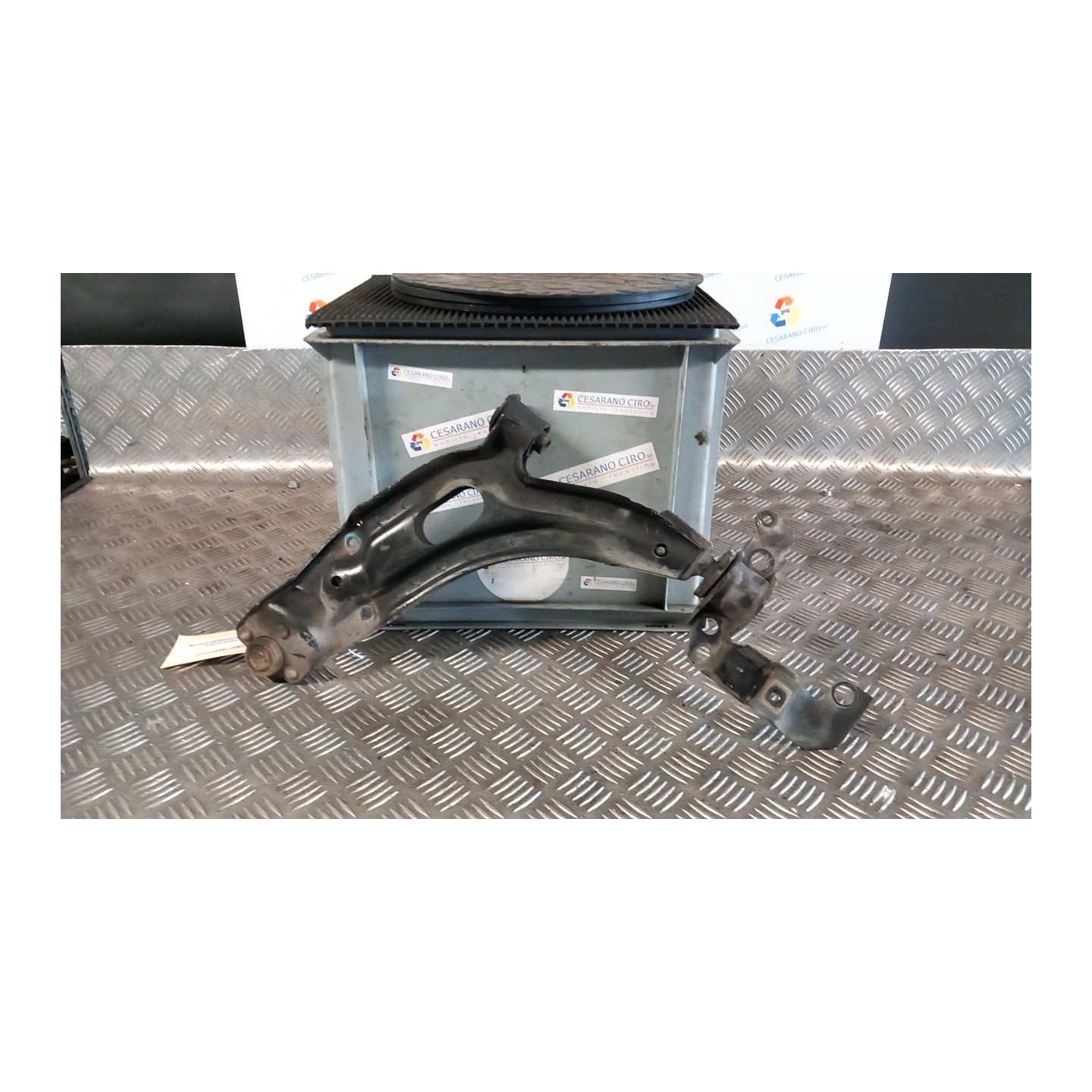 BRACCIO OSCILLANTE SOSP. ANT. DX. 112 FIAT PALIO (PY) (09/97-09/03) 188A4000 46539279