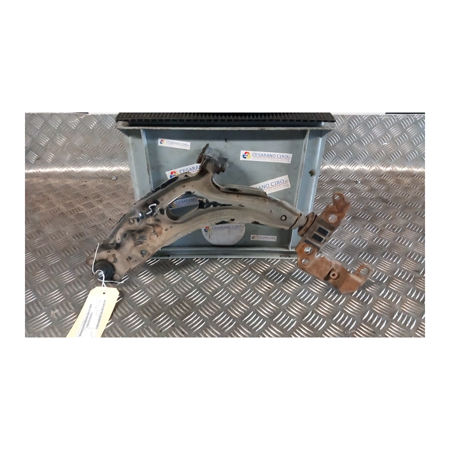 BRACCIO OSCILLANTE SOSP. ANT. SX. 113 FIAT PALIO (PY) (09/97-09/03) 188A4000 46539278