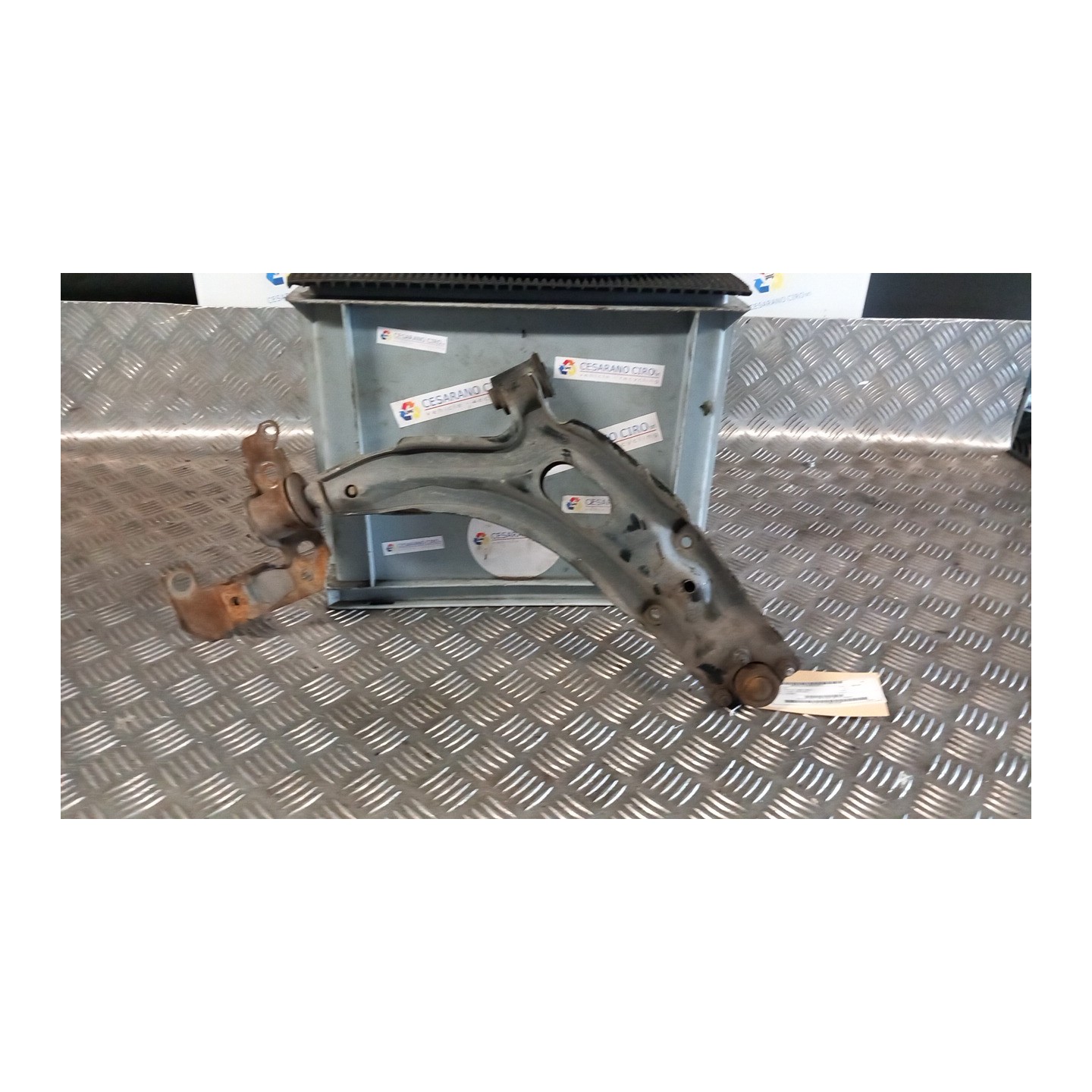 BRACCIO OSCILLANTE SOSP. ANT. SX. 113 FIAT PALIO (PY) (09/97-09/03) 188A4000 46539278