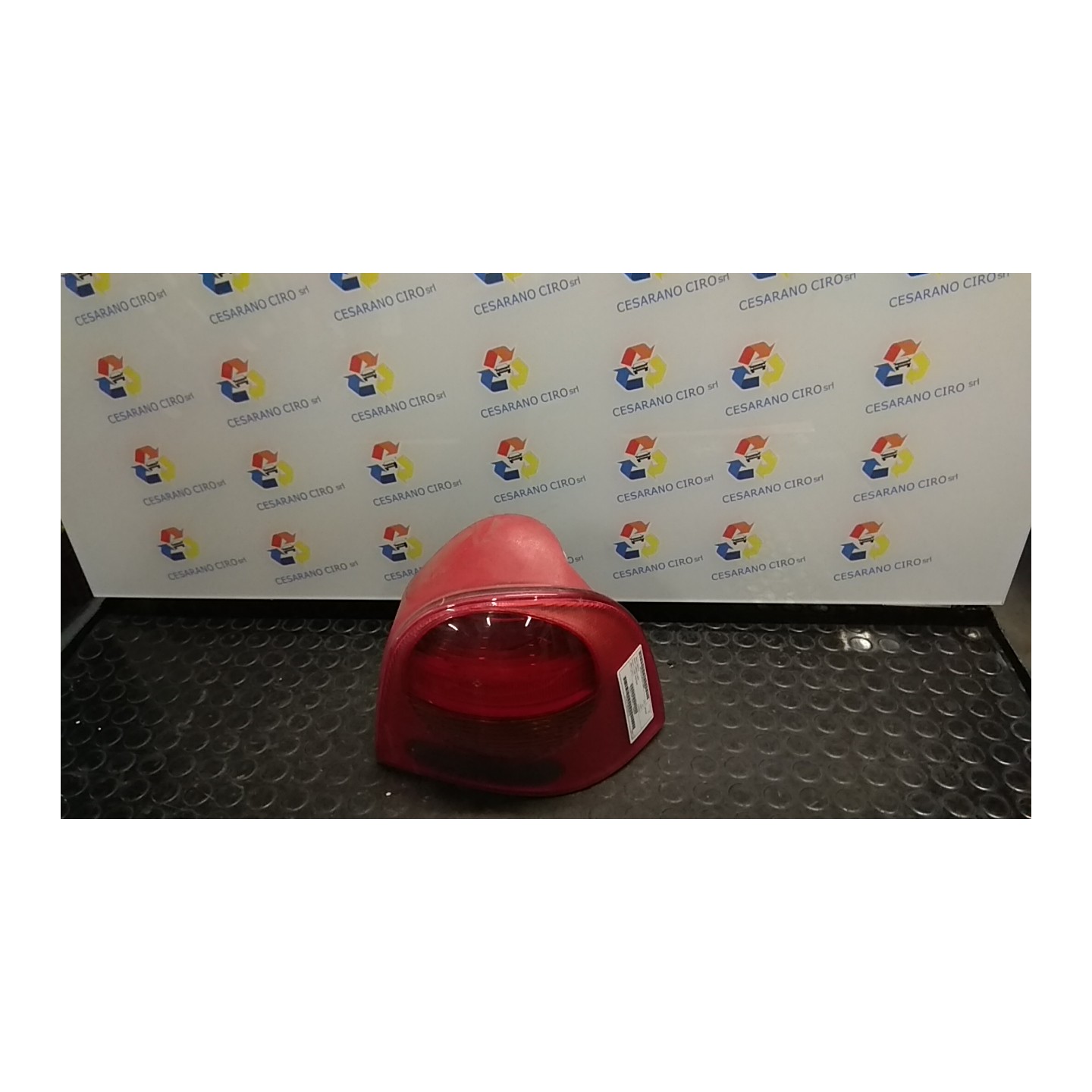 FANALE POST. 09/04 DX. 057 RENAULT TWINGO 1A SERIE (08/98-09/07) D7FF7 7700426320