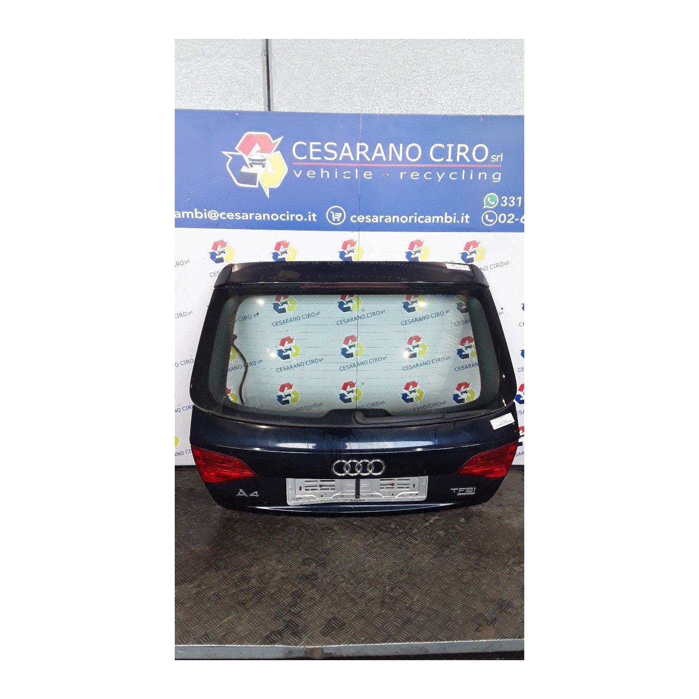 PORTELLO POST. 064 AUDI A4 (8K) (09/07-03/13) CDN 8K9827023