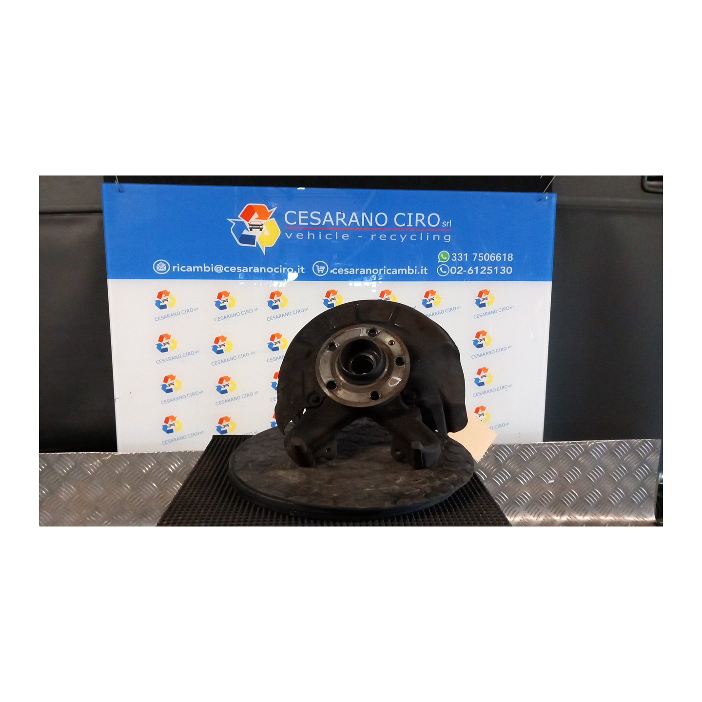 MONTANTE SOSP. ANT. C/PORTAFRENO/SERVOSTERZO DX. 010 SKODA FABIA (6Y) (01/00-11/07) BBY 6Q0407256AC
