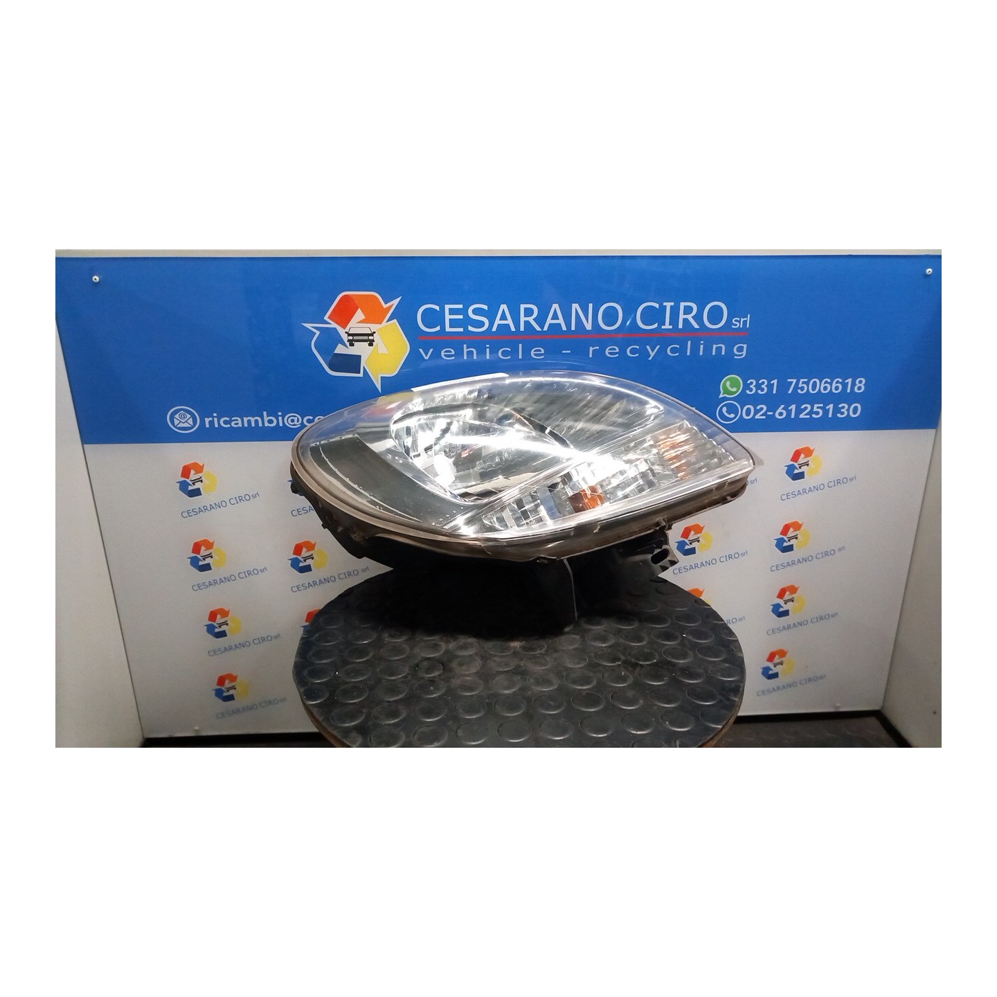 PROIETTORE DX. 049 RENAULT KANGOO (04/03-03/09) K9KW7 260107401R
