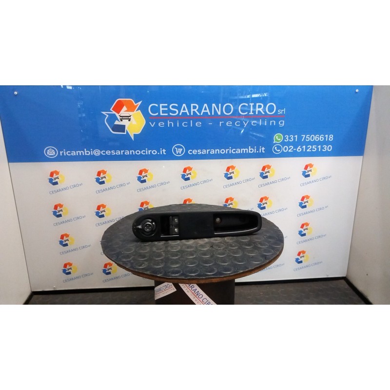 BLOCCO COMANDI ALZACRISTALLI E RETROVISORI EST. 062 ALFA ROMEO 159 (X3/X9) (07/05-06/13) 939B5000 71744261