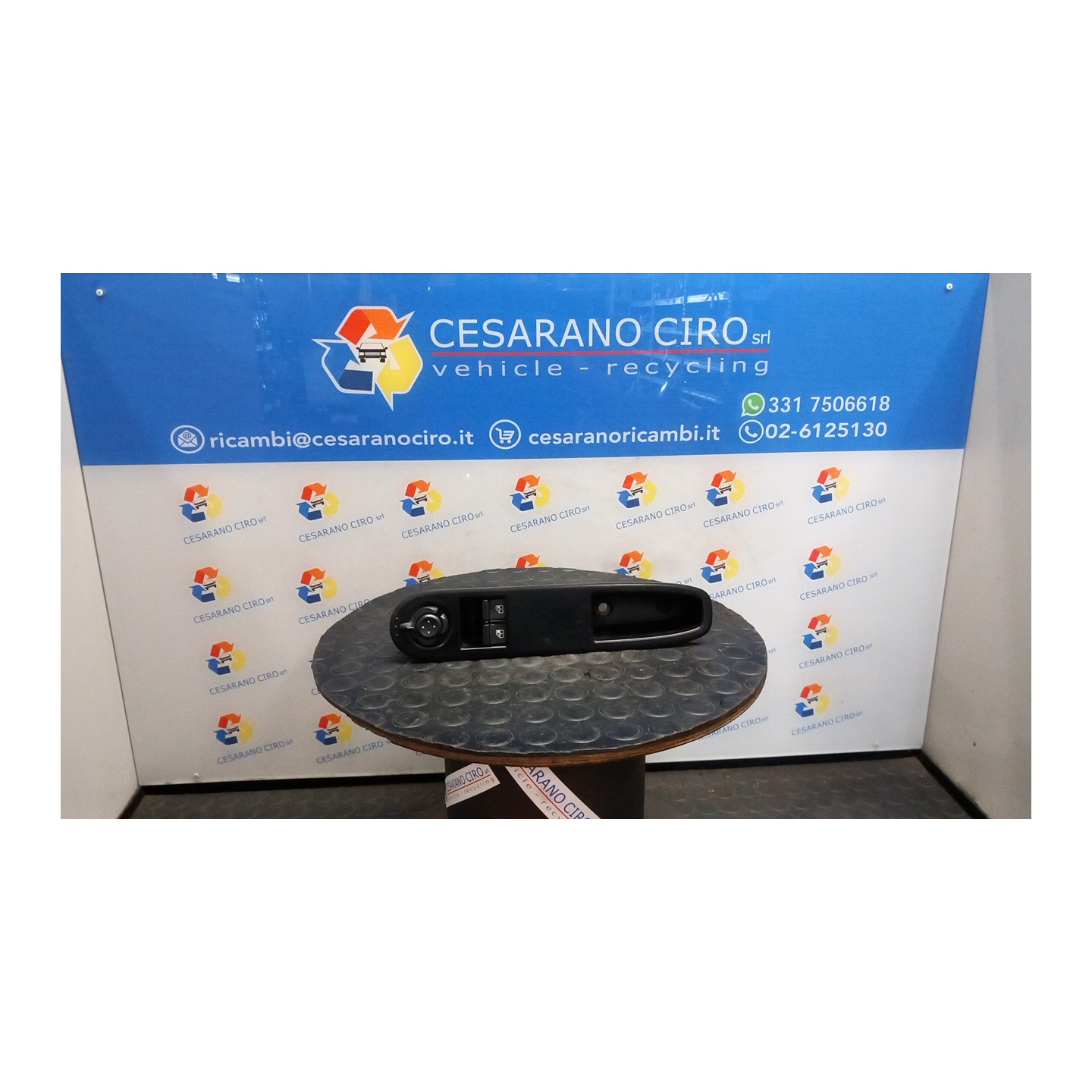 BLOCCO COMANDI ALZACRISTALLI E RETROVISORI EST. 062 ALFA ROMEO 159 (X3/X9) (07/05-06/13) 939B5000 71744261