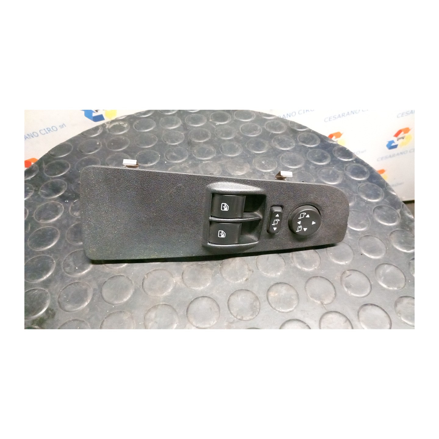 BLOCCO COMANDI ALZACRISTALLI E RETROVISORI EST. 089 FIAT BRAVO (3Y) (12/09-) 198A2000 735441807