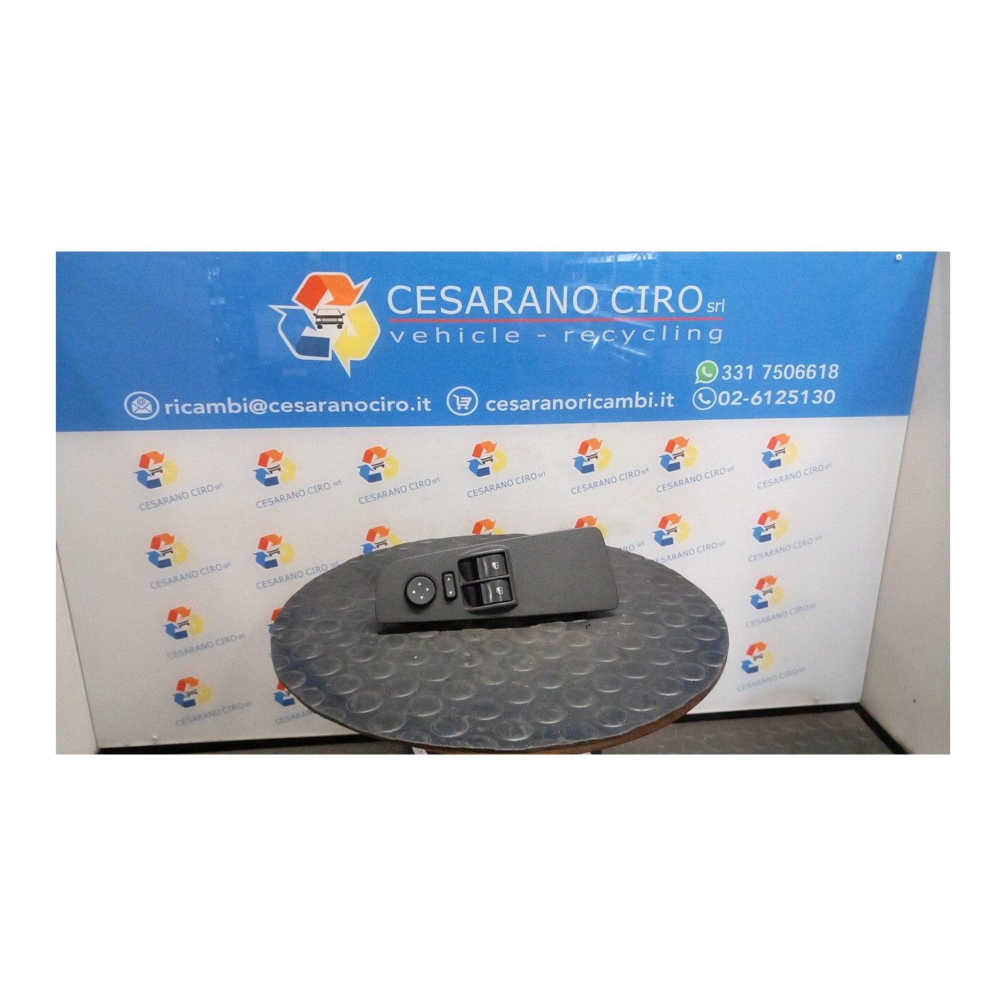 BLOCCO COMANDI ALZACRISTALLI E RETROVISORI EST. SX. 104 FIAT GRANDE PUNTO (2Y) (06/05-12/08 350A1000 735411026