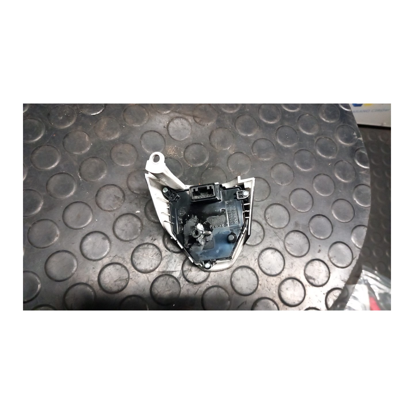 BLOCCO VOLANTE MULTIFUNZIONE DX. 002 KIA RIO 4A SERIE (09/20-) G4LF 96720H8000WK