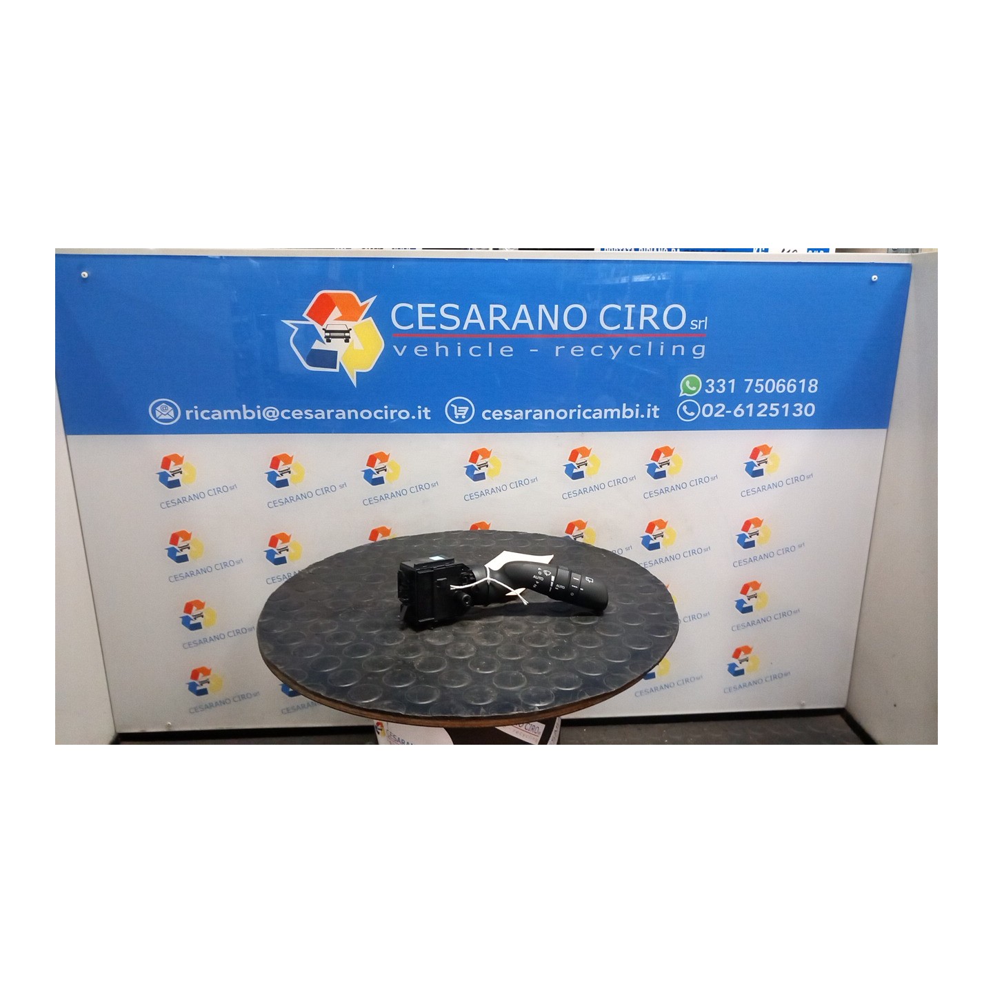 BLOCCO COMANDI TERGICRISTALLI INTERMITTENZA AUT. 027 TOYOTA COROLLA (01/19-) M20A 8465202A50