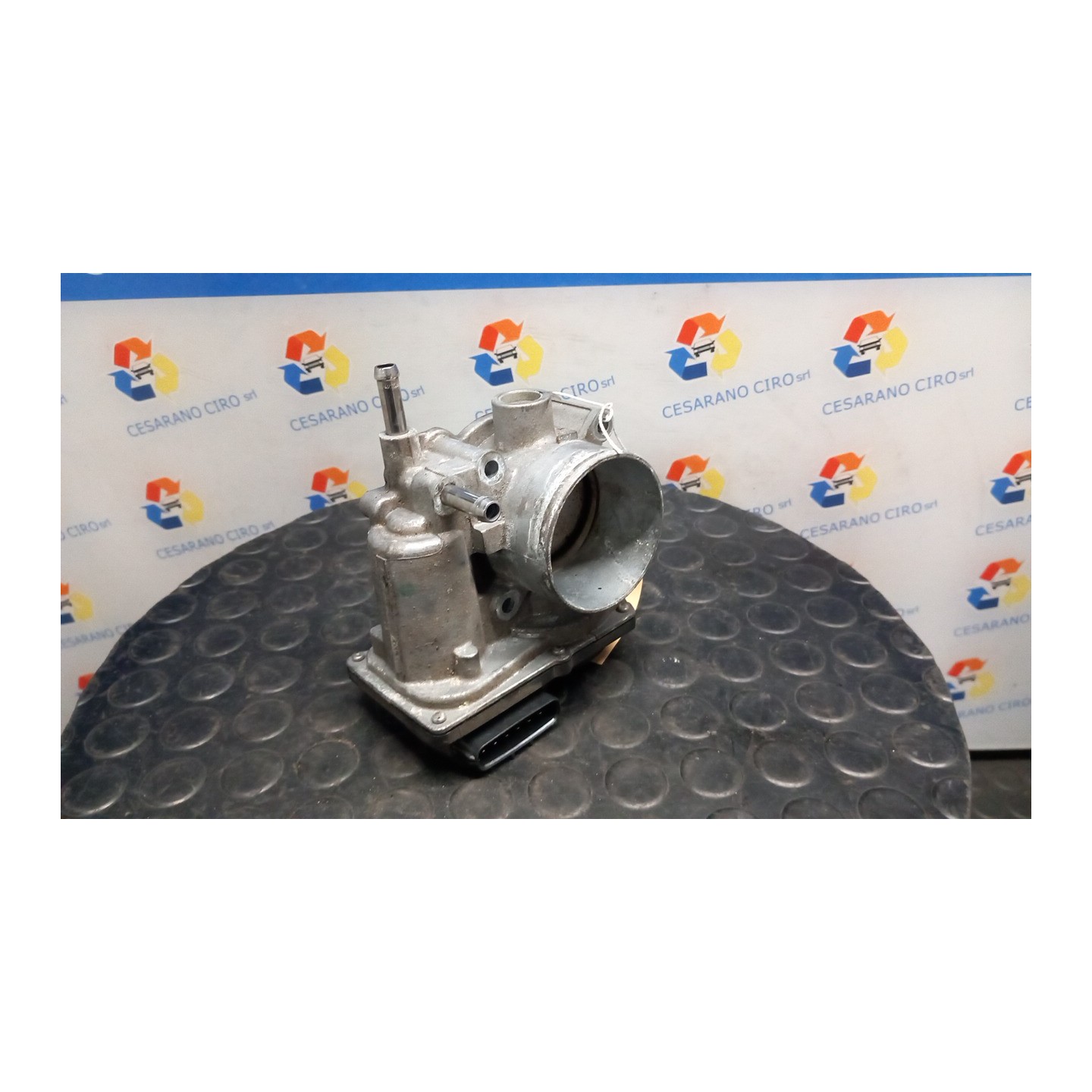 CORPO FARFALLATO J 054 TOYOTA AURIS (11/12-) 2ZR 2203037060