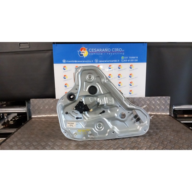 ALZACRISTALLO ELETTR. PORTA POST. SX. 019 HYUNDAI I30 (07/07-12/12) D4FB 834712L210