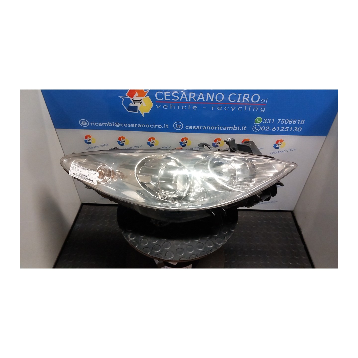 PROIETTORE S/FENDINEBBIA VALEO DX. 030 PEUGEOT 307 (04/01-12/06) NFU 6205Z2