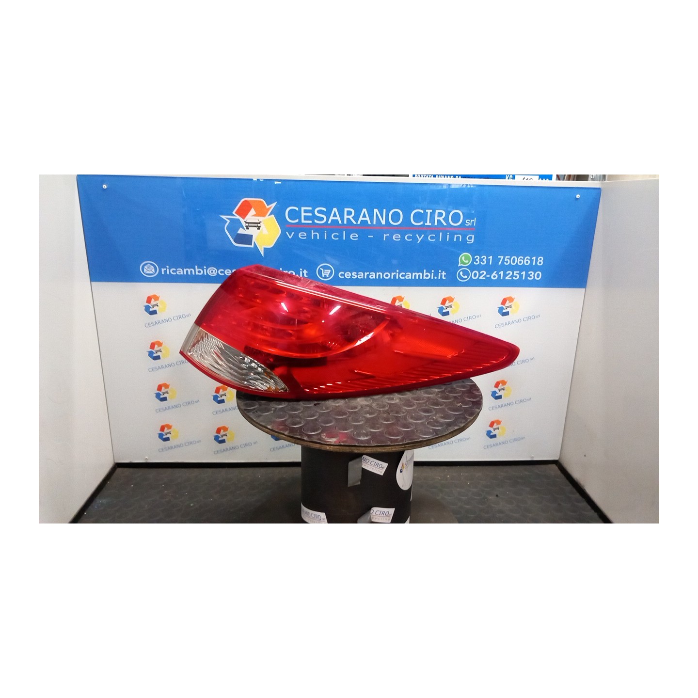 FANALE POST. PARTE EST. DX. 102 HYUNDAI IX35 (02/10-12/15) D4FD 924022Y000