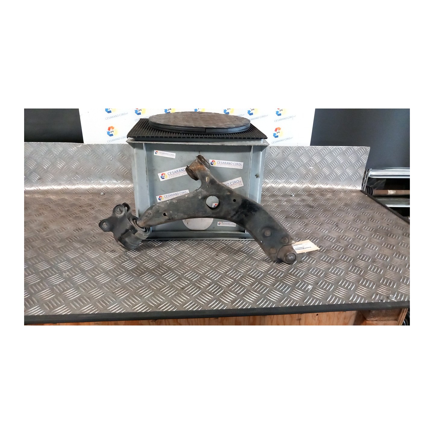 BRACCIO OSCILLANTE SOSP. ANT. 21MM SX. 029 FORD FOCUS (CAP) (11/04-06/08) G8DB 1570285