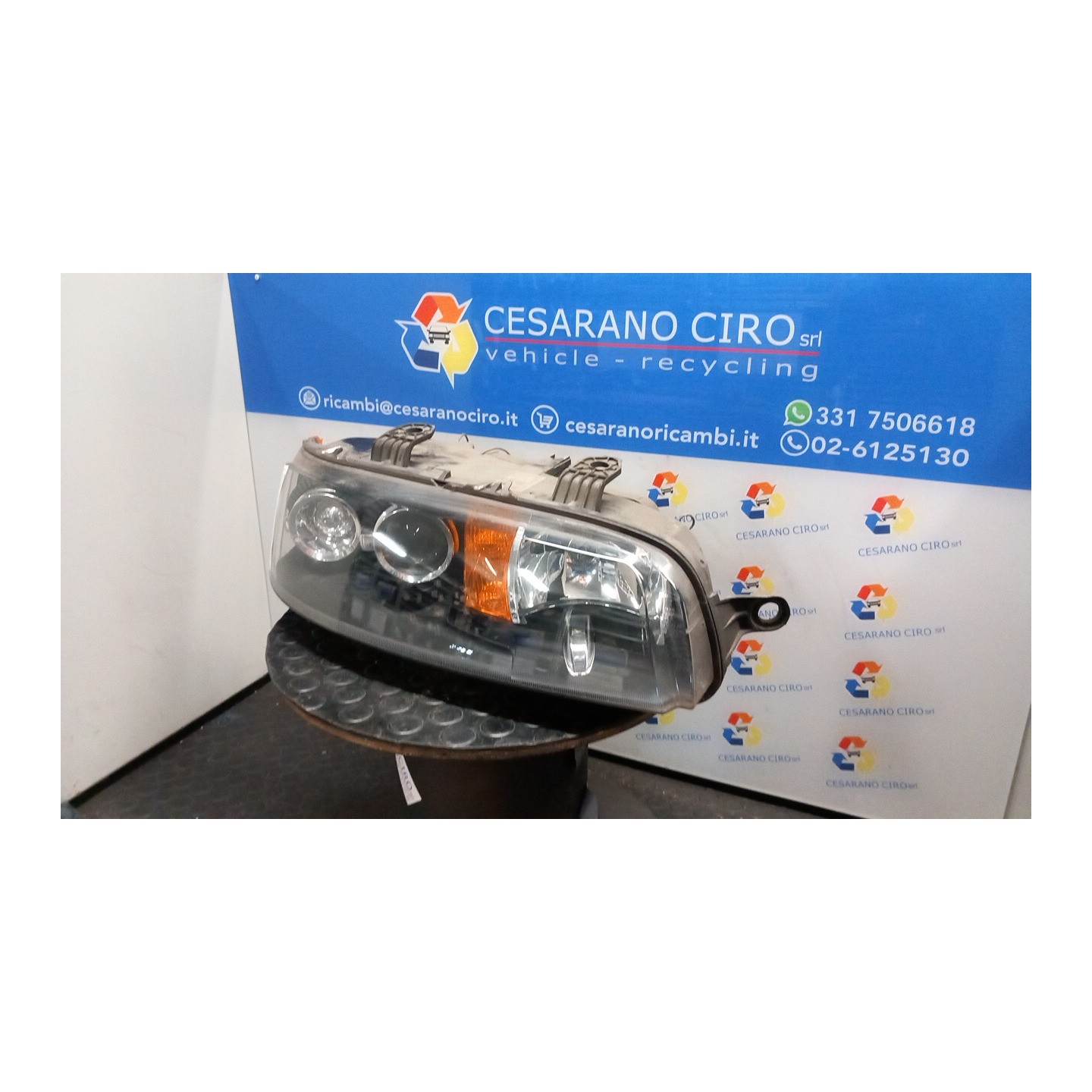 PROIETTORE DX. 042 FIAT PUNTO (1N/1P) (07/99-12/05) 188A4000 46814548