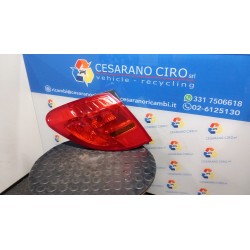 FANALE POST. PARTE EST. SX. 061 OPEL MERIVA (S10) (04/10-) A14XER 13307493